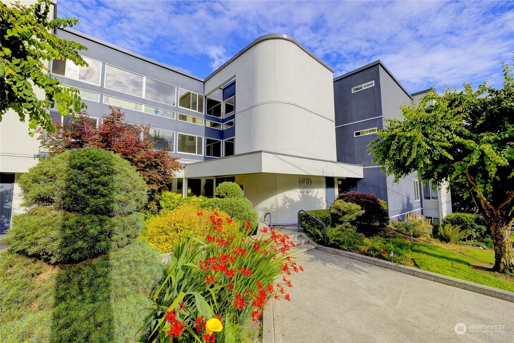 Photo of 1400 Taylor Avenue N #402, Seattle, WA 98109 (MLS # 2138607)