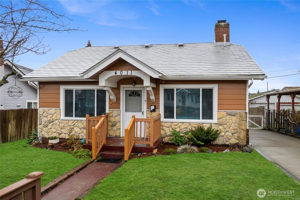 Photo of 4011 E i Street, Tacoma, WA 98404 (MLS # 2457939)