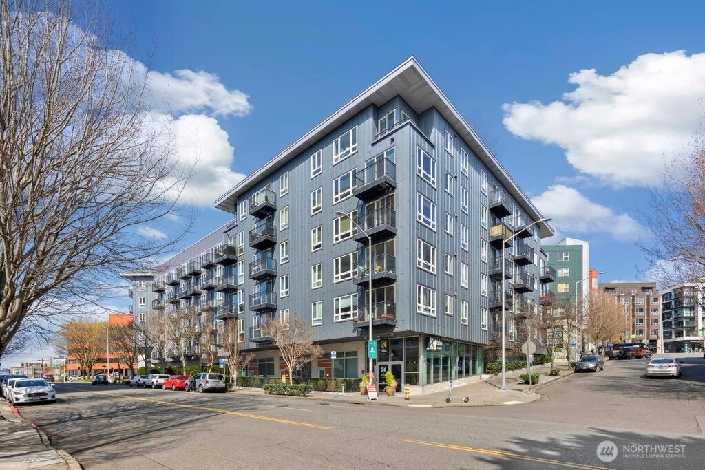 Photo of 3104 Western Avenue #602, Seattle, WA 98121 (MLS # 2436991)