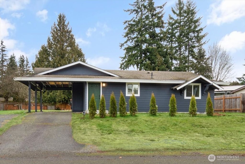 Photo of 6131 86th Street NE, Marysville, WA 98270 (MLS # 2335126)