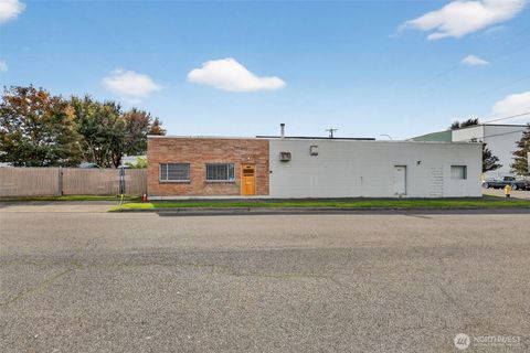 640 1st Street SW Auburn WA 98001