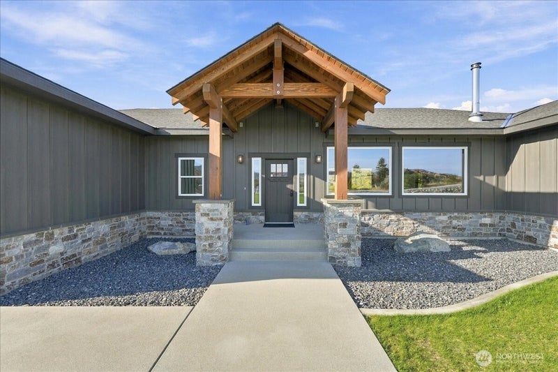 110 Slide View Lane