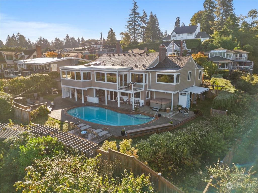 Photo of 2848 NW 94th Street, Seattle, WA 98117 (MLS # 2170694)