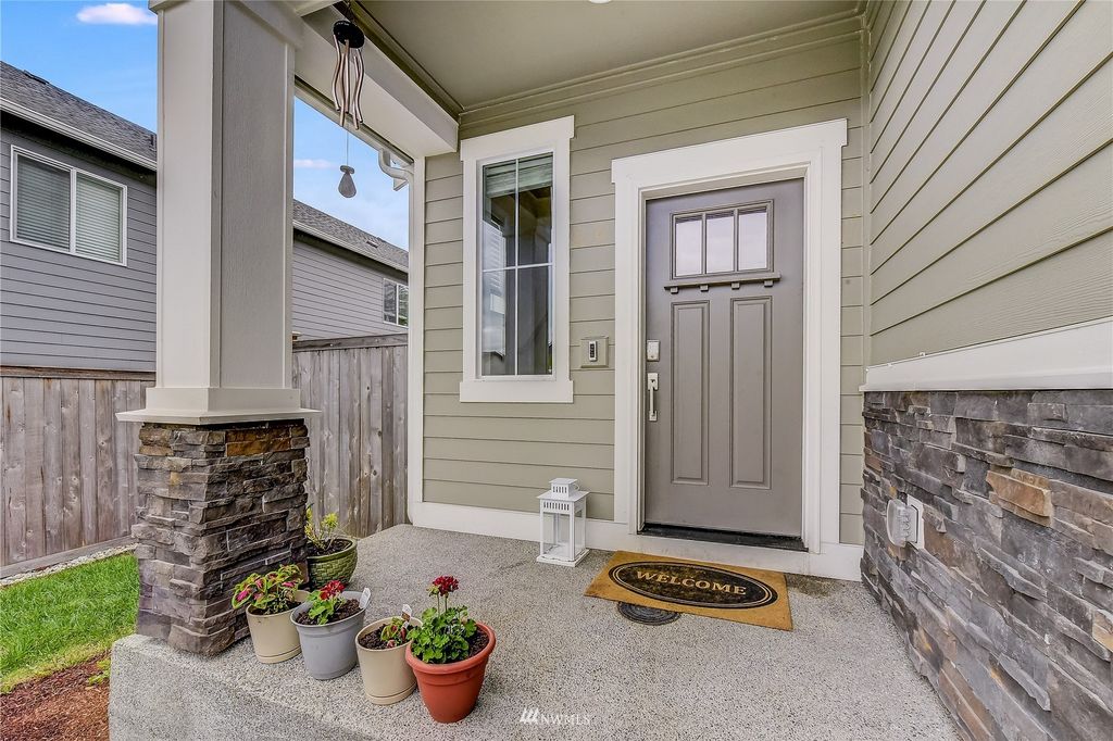 Photo of 20416 SE 257th Street, Covington, WA 98042 (MLS # 1946432)