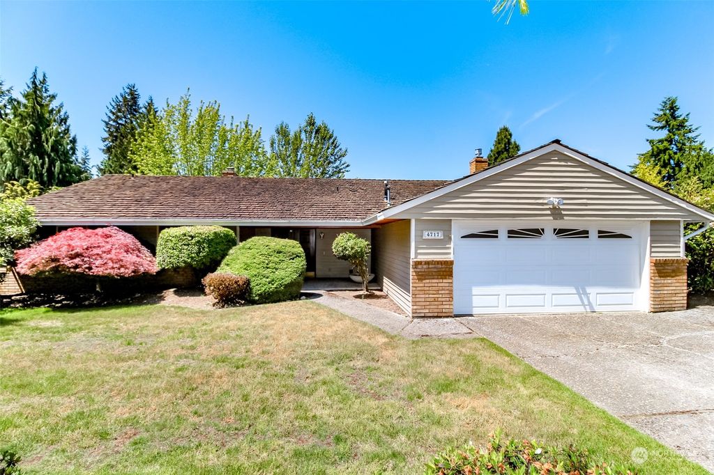 Photo of 4717 149th Avenue SE, Bellevue, WA 98006 (MLS # 2077765)