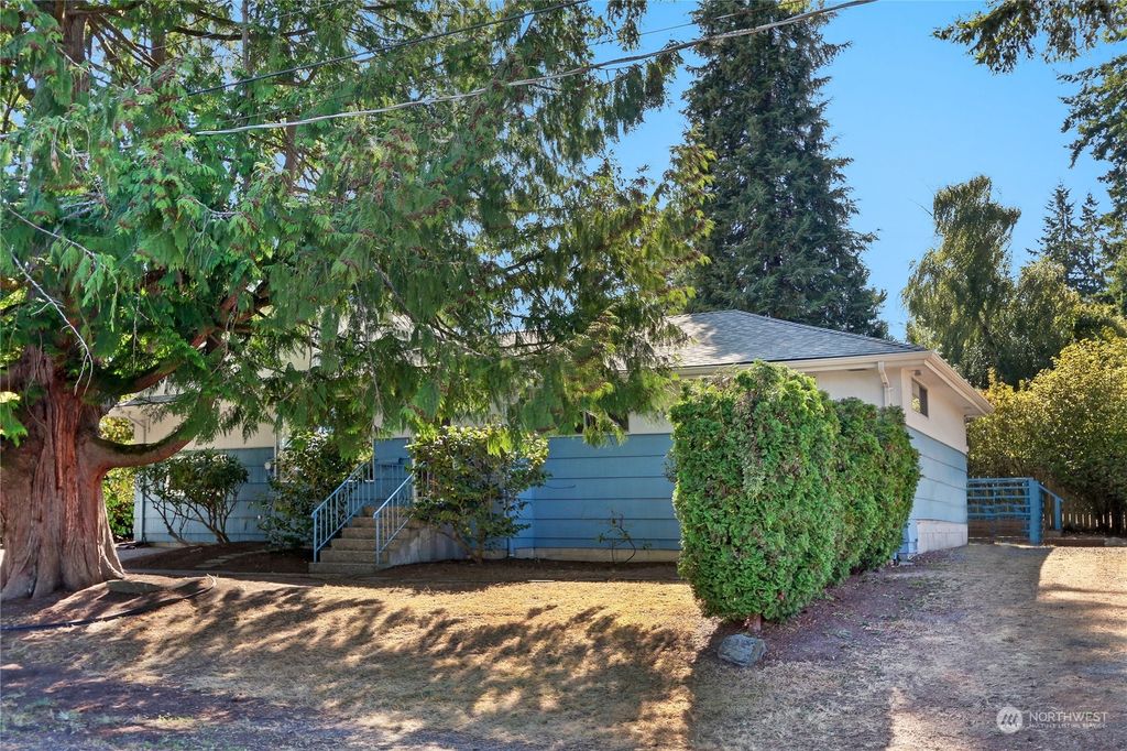 Photo of 19001 Wallingford Avenue N, Shoreline, WA 98133 (MLS # 2143666)