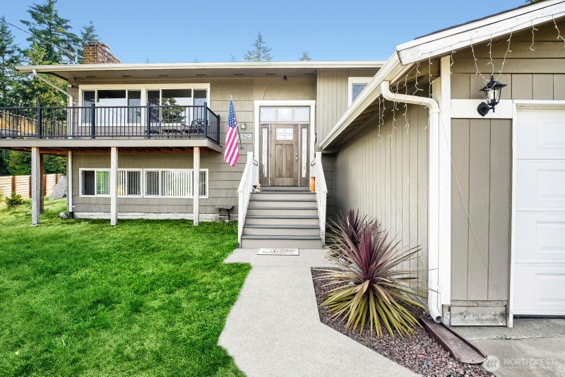 4329 S 239th PL