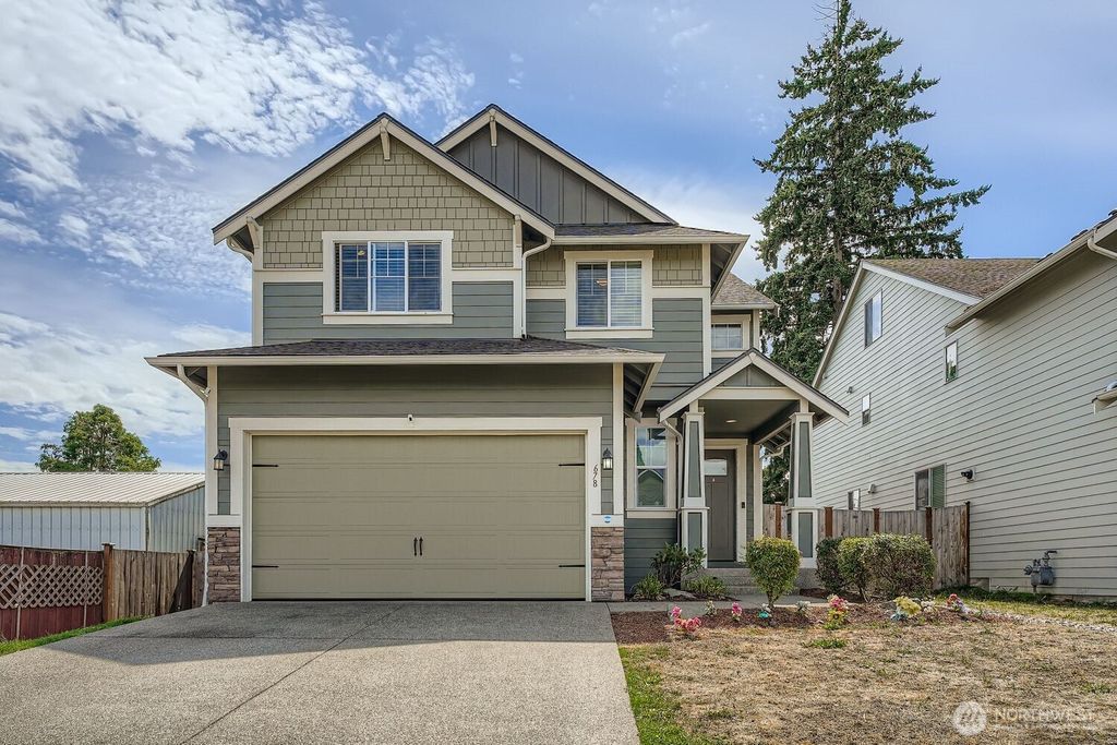 Photo of 678 7TH Street NE, Auburn, WA 98002 (MLS # 2422970)