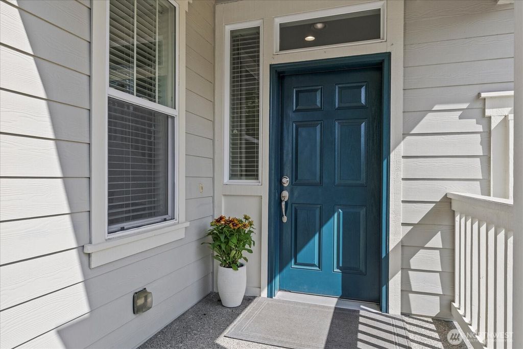 Photo of 2127 Kennewick Place NE, Renton, WA 98056 (MLS # 2411251)