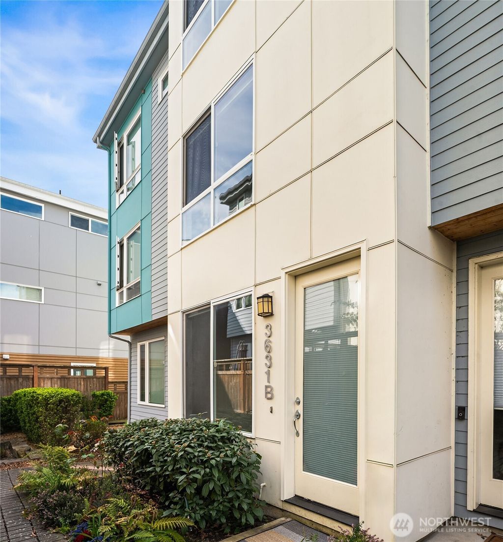 Photo of 3631 Courtland Place S #B, Seattle, WA 98144 (MLS # 2501600)
