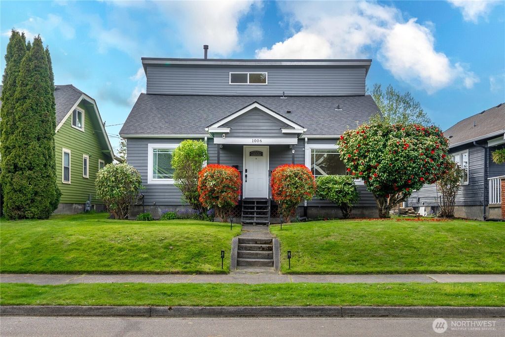 Photo of 1006 S Adams Street, Tacoma, WA 98405 (MLS # 2482372)