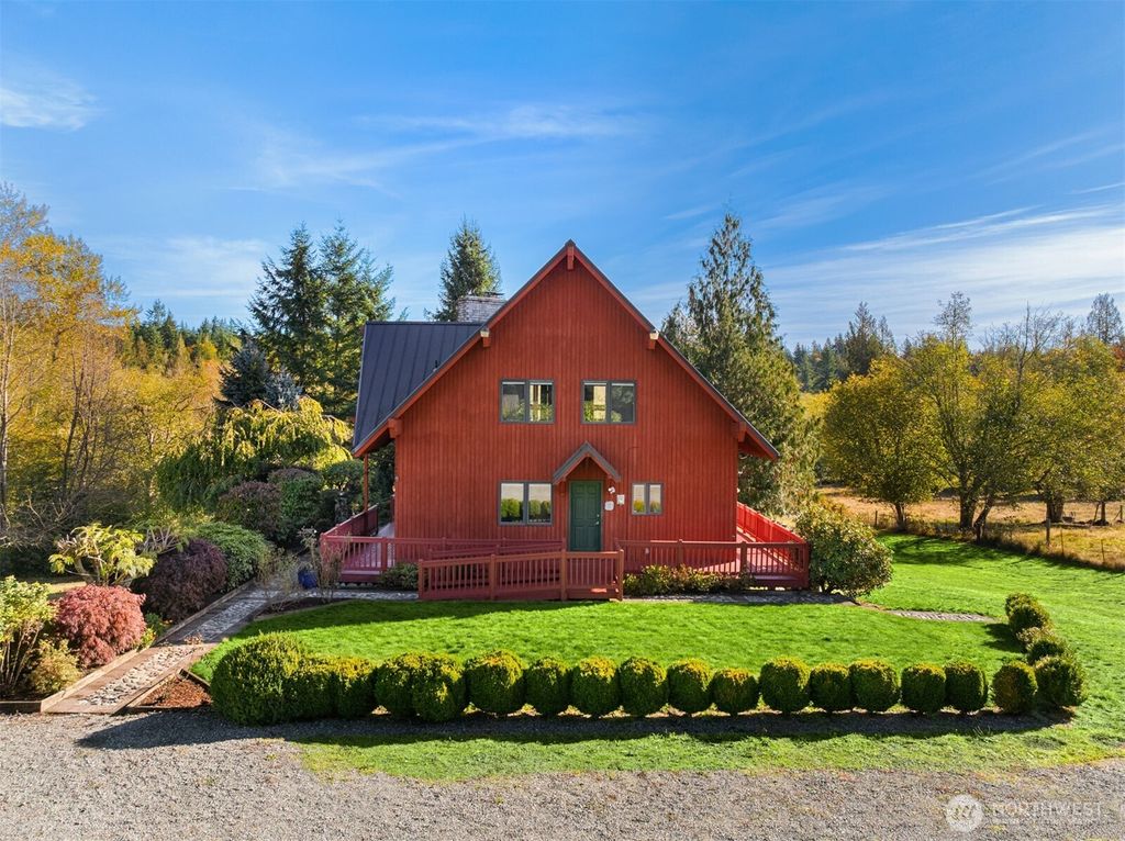 Photo of 21248 276 Avenue SE, Maple Valley, WA 98038 (MLS # 2447943)