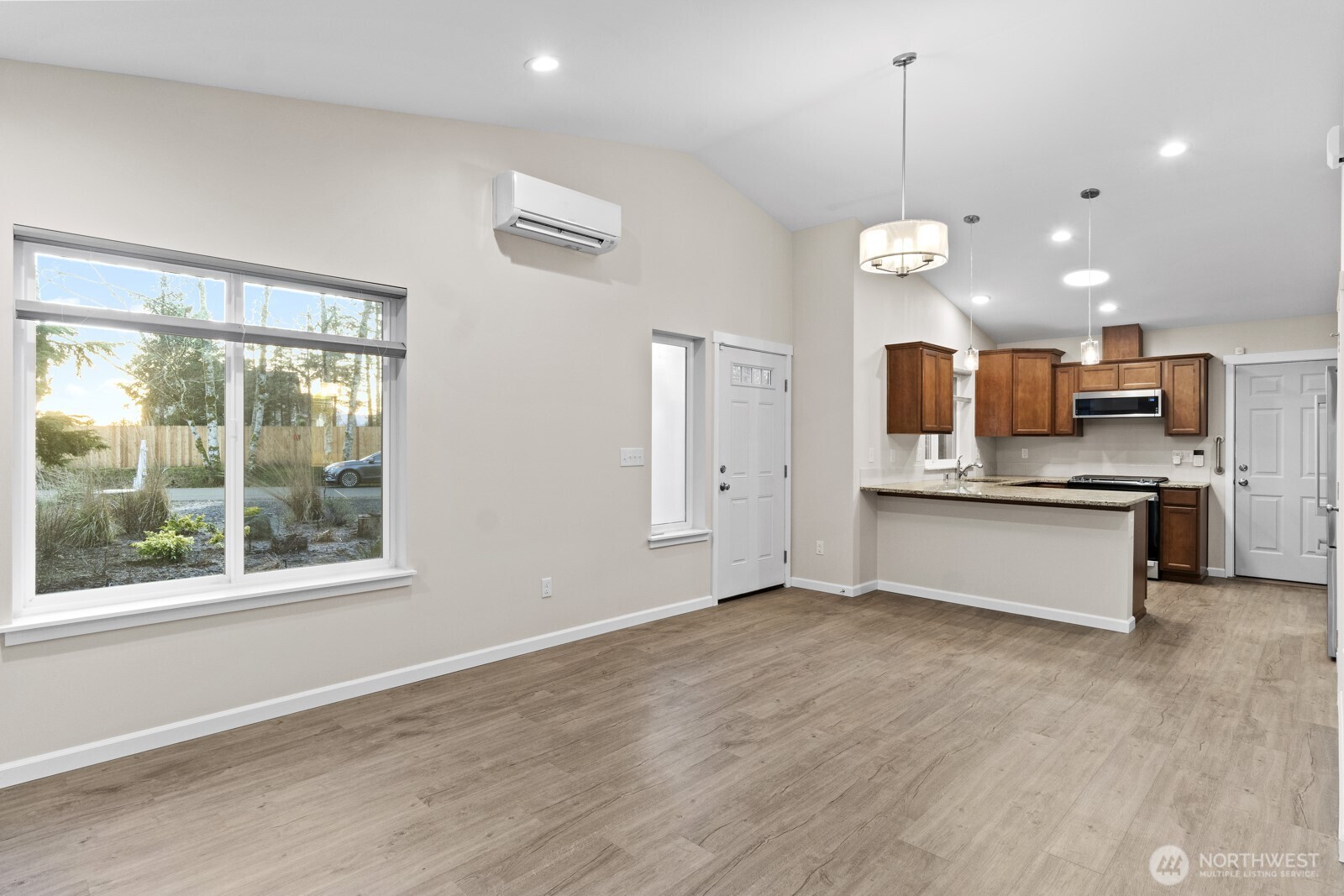 312 Pearsall Street SE