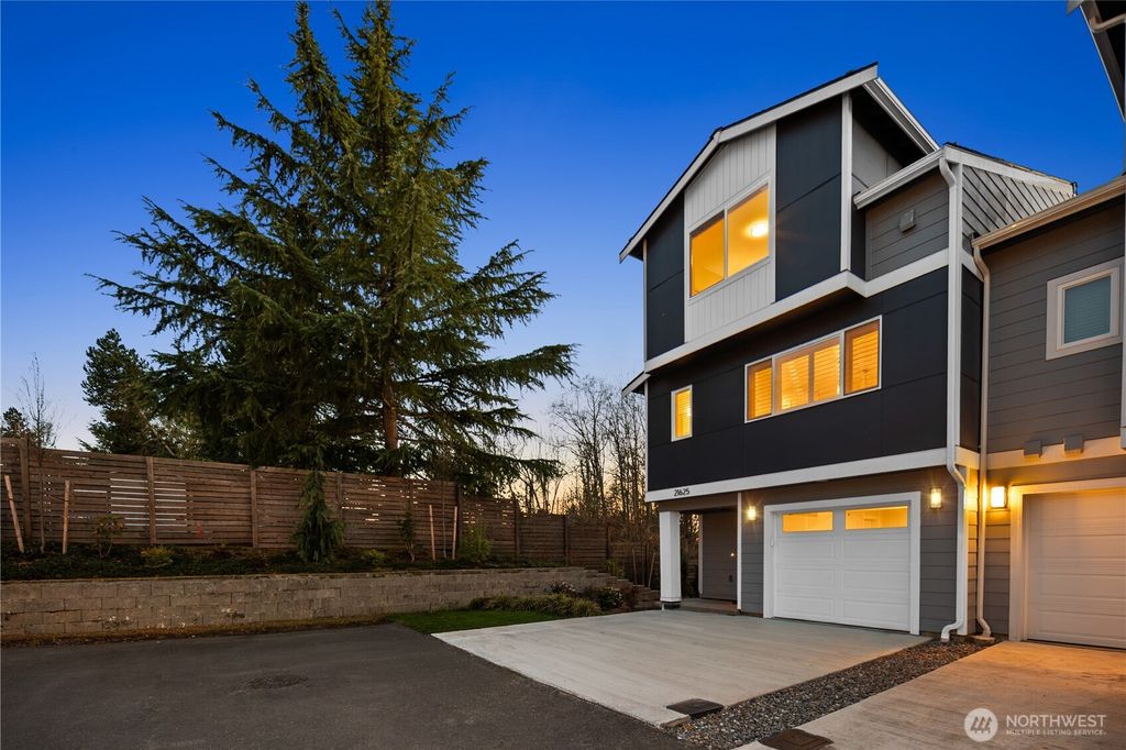 Photo of 21625 13th Drive S, Des Moines, WA 98198 (MLS # 2523298)