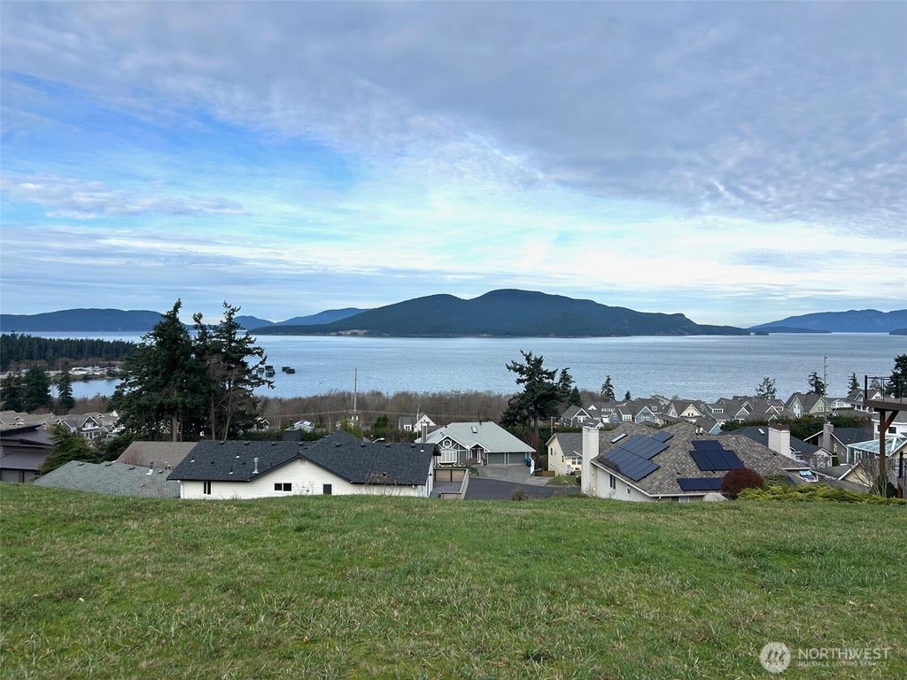 Photo of 3809 W 12th Street, Anacortes, WA 98221 (MLS # 2490656)