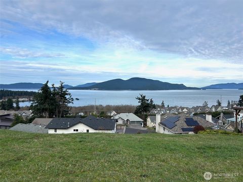 Photo of 3809 W 12th Street, Anacortes, WA 98221 (MLS # 2490656)