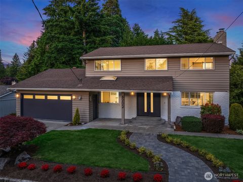 Photo of 6202 122nd Avenue SE, Bellevue, WA 98006 (MLS # 2384820)