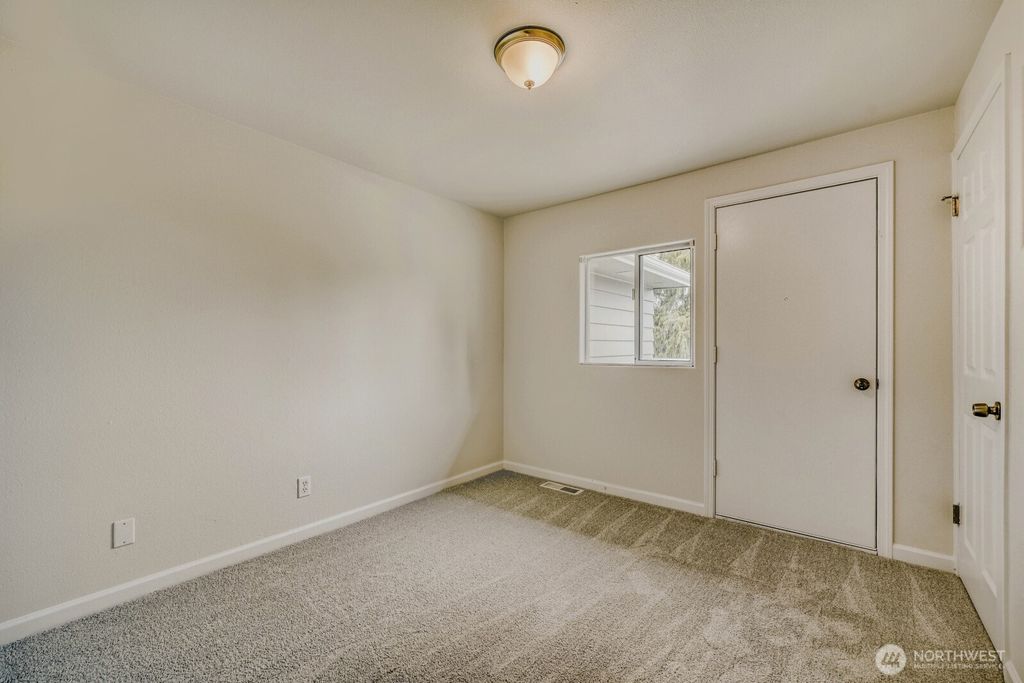 Photo of 8305 43rd Place W, University Place, WA 98466 (MLS # 2502770)