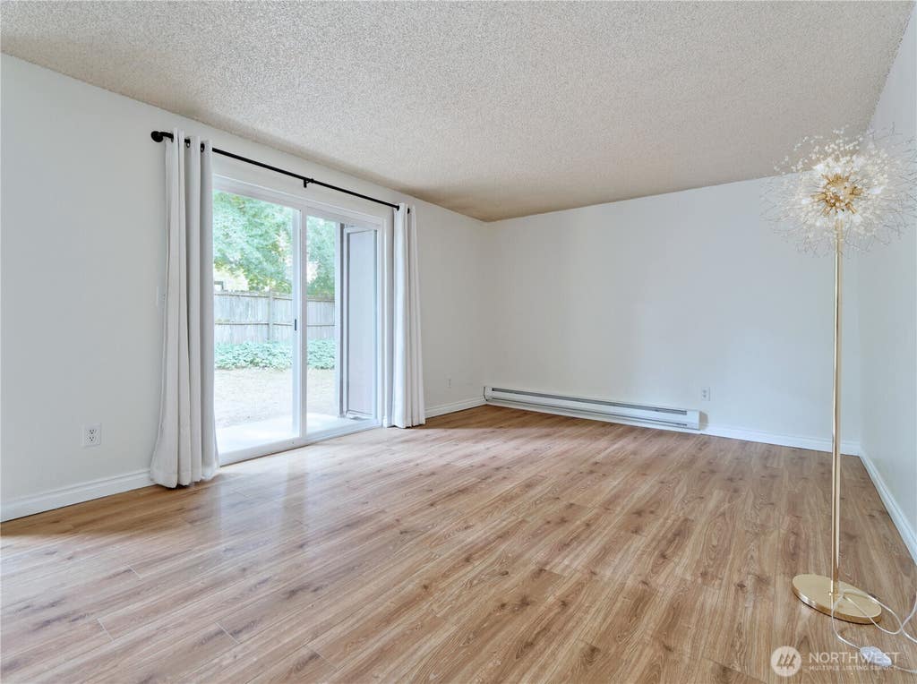 Photo of 4601 SW 320th St ST #E4, Federal Way, WA 98023 (MLS # 2560594)