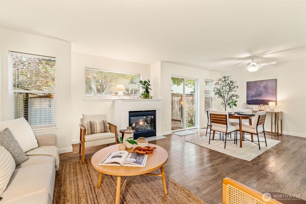 Photo of 1131 115th Street SW #M2, Everett, WA 98204 (MLS # 2447321)