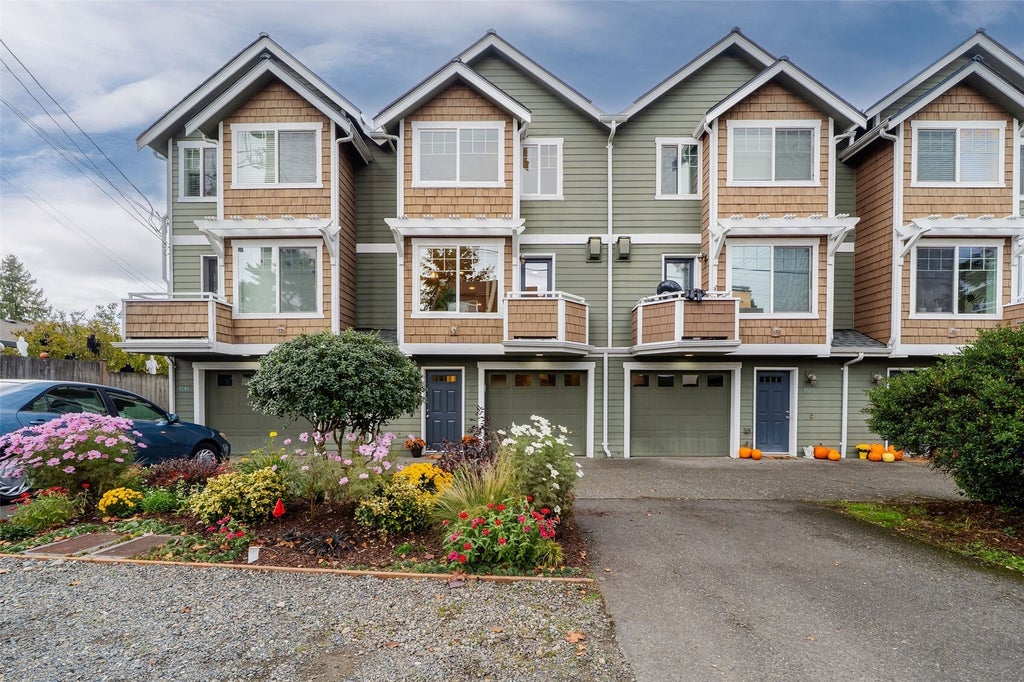 Photo of 8506 10th Avenue NW, Seattle, WA 98117 (MLS # 2599016)