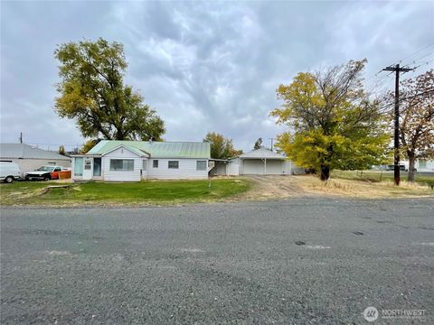 Photo of 120 E Lewis Street, Coulee City, WA 99115 (MLS # 2318682)