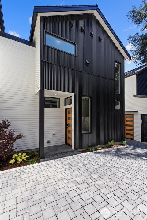 Photo of 2311 N 135th Street #B, Seattle, WA 98133 (MLS # 2405736)