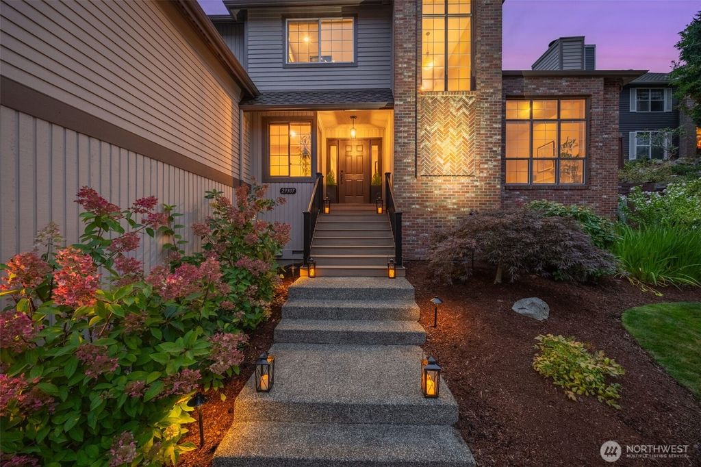 Photo of 29307 55th Avenue S, Auburn, WA 98001 (MLS # 2429281)
