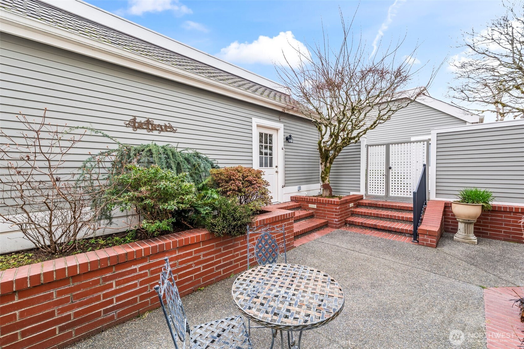 3503 Harborview Drive 2