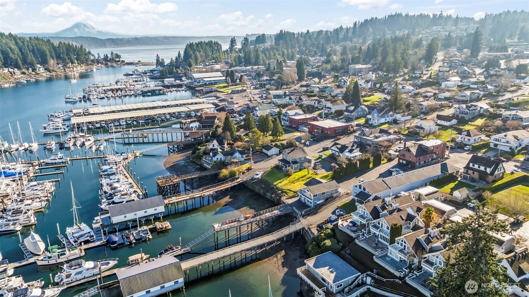 3503 Harborview Drive 2