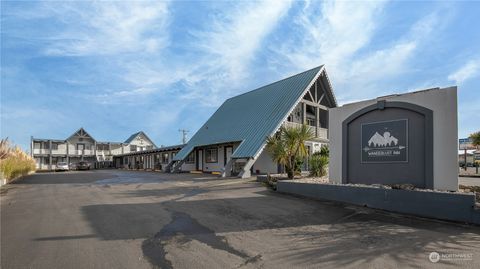 686 Ocean Shores Boulevard NW Ocean Shores WA 98569