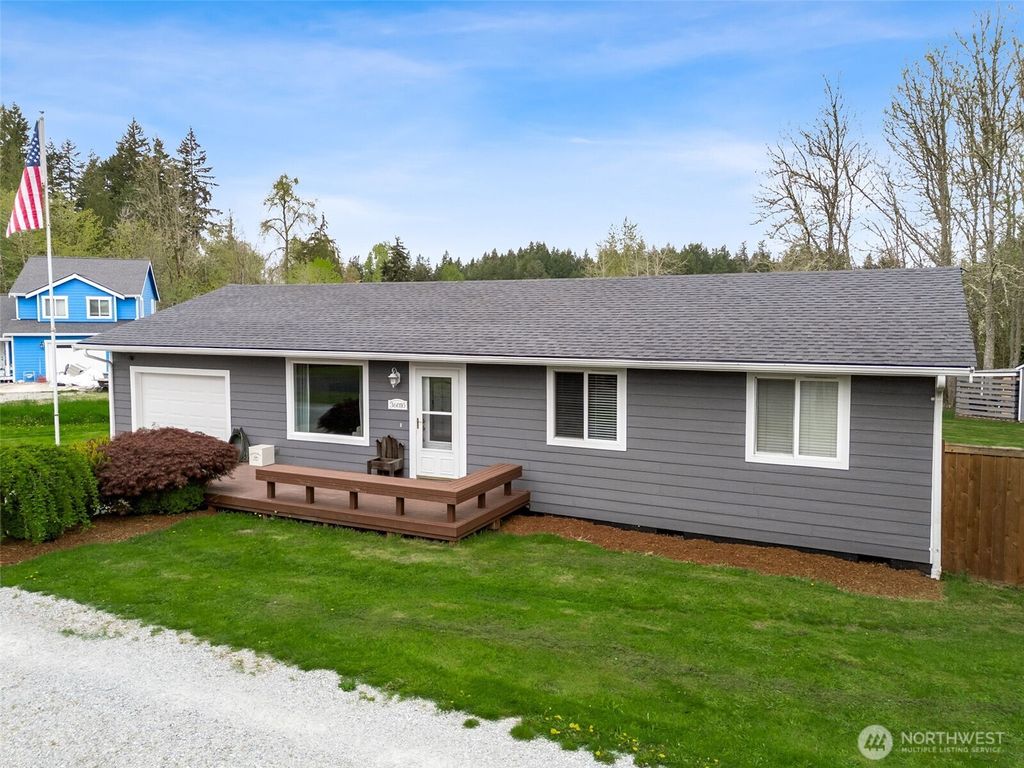 Photo of 36010 Pulford Road E, Eatonville, WA 98328 (MLS # 2514903)