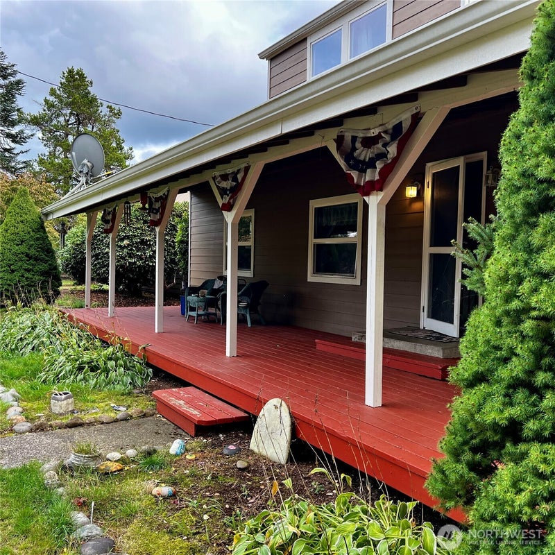 547 W Deckerville Road