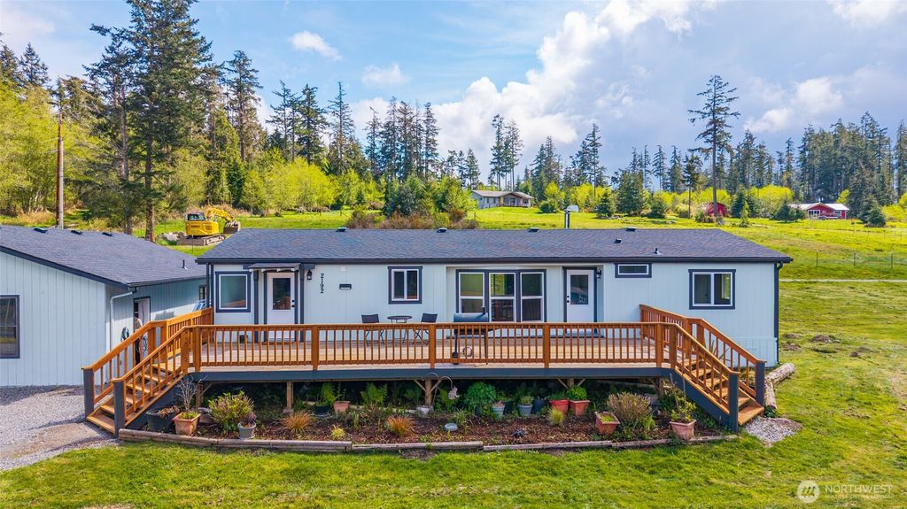 Photo of 2192 Nautilus Road, Freeland, WA 98249 (MLS # 2506856)