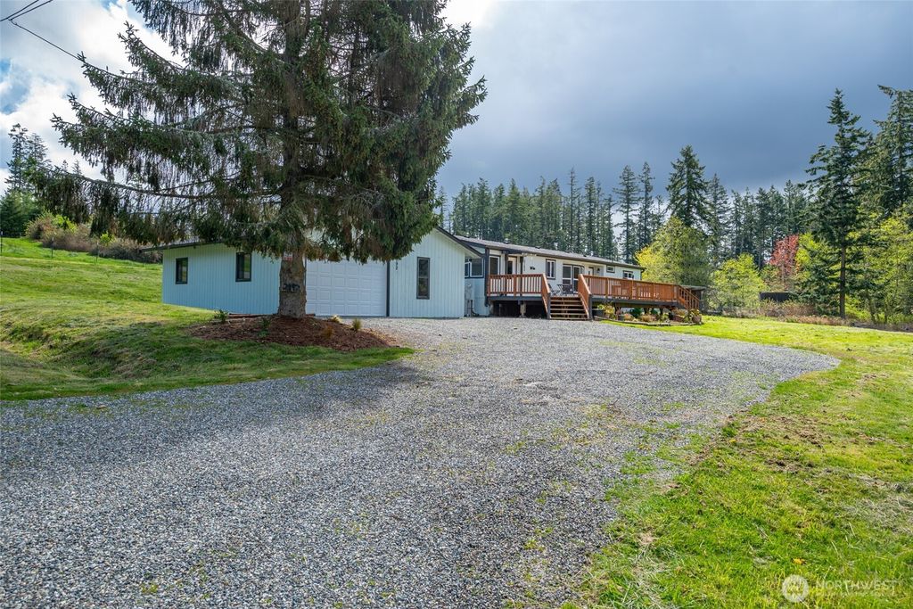 Photo of 2192 Nautilus Road, Freeland, WA 98249 (MLS # 2506856)