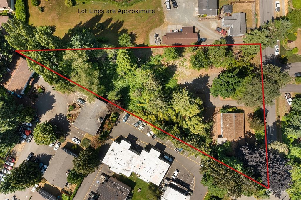 Photo of 17615 83rd Avenue NE, Kenmore, WA 98028 (MLS # 2128227)