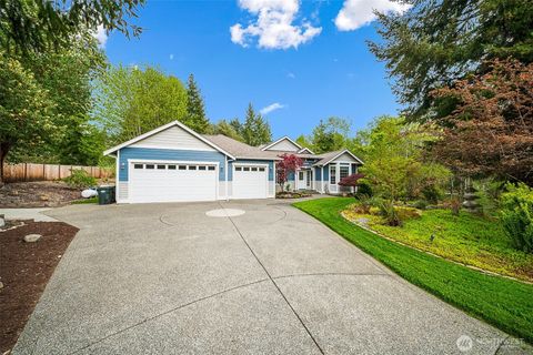 Photo of 11940 Windtree Lane SE, Rainier, WA 98576 (MLS # 2514112)