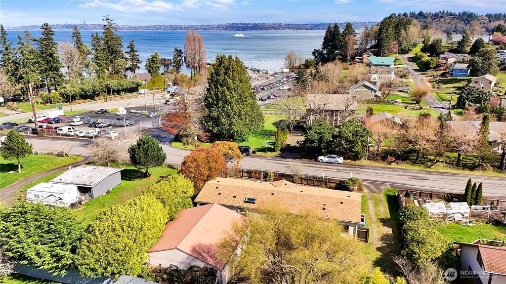 Photo of 11627 SE Sedgwick Road, Southworth, WA 98366 (MLS # 2495801)