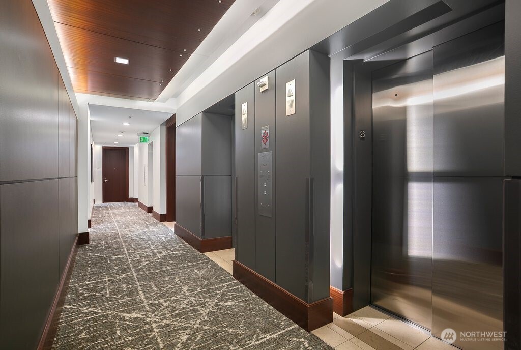 500 106th Avenue NE 2609