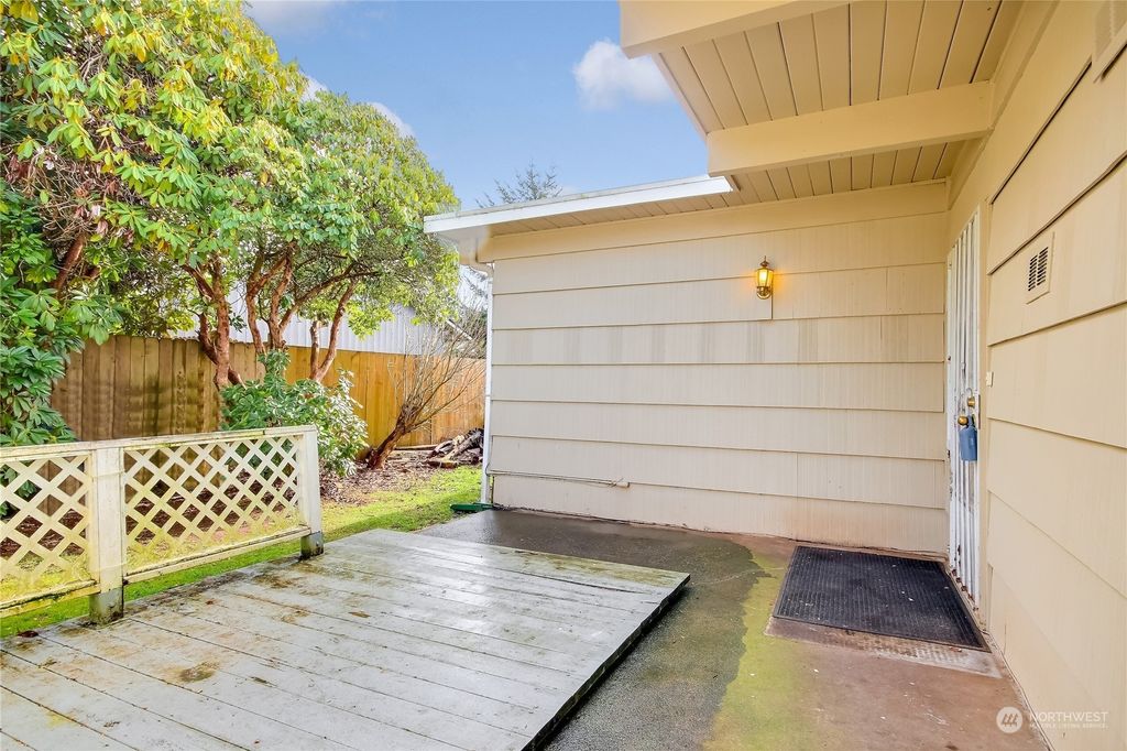 Photo of 4408 223rd Street SW, Mountlake Terrace, WA 98043 (MLS # 2198503)