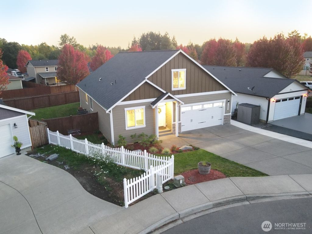 Photo of 209 Fenway Court, Napavine, WA 98532 (MLS # 2474783)