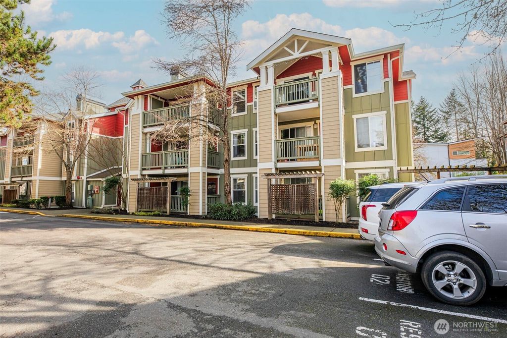 Photo of 7711 NE 175th Street #F307, Kenmore, WA 98028 (MLS # 2438562)