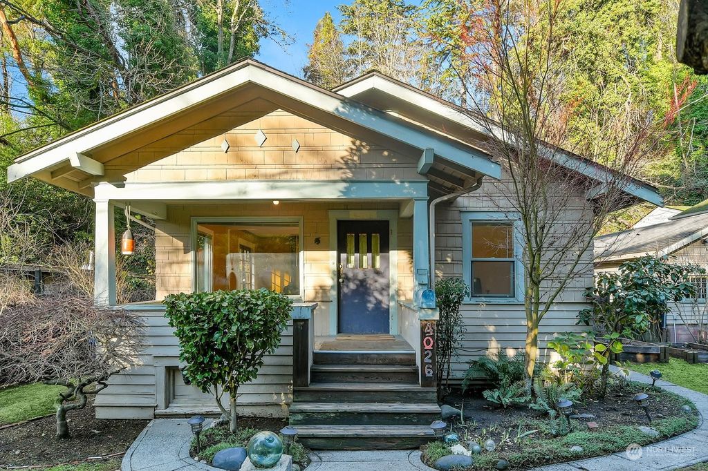 Photo of 4026 SW Orchard Street, Seattle, WA 98136 (MLS # 2182666)