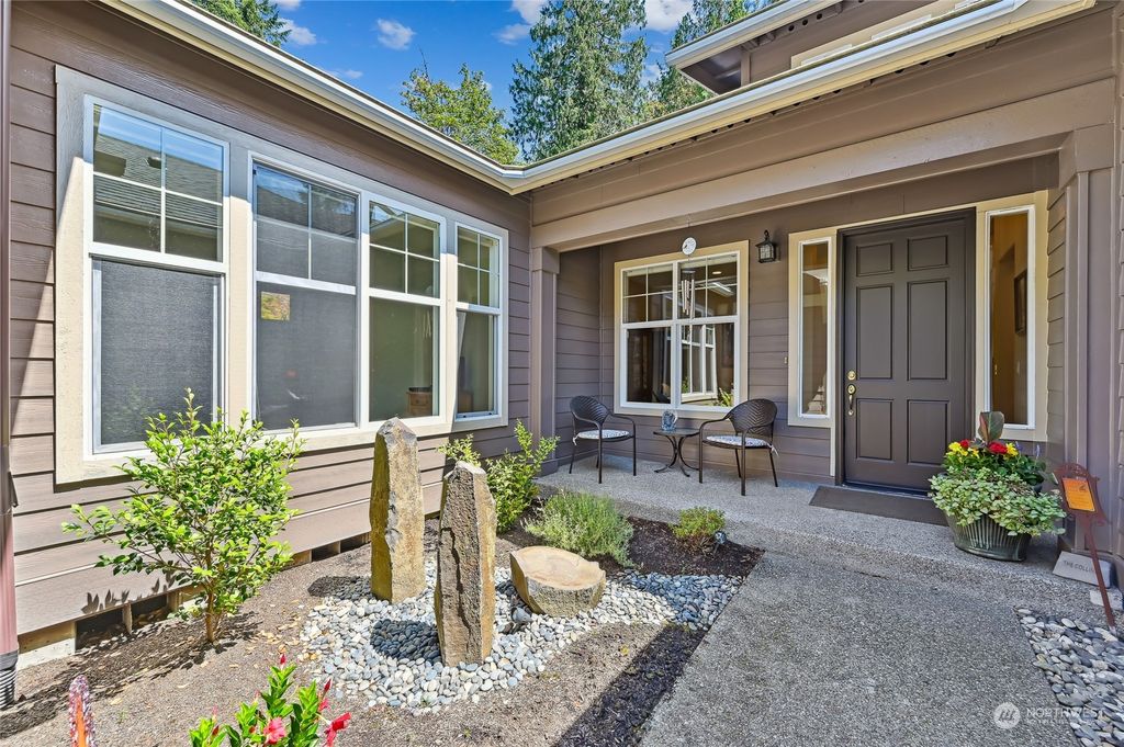 Photo of 13150 234th Court NE, Redmond, WA 98053 (MLS # 2264931)