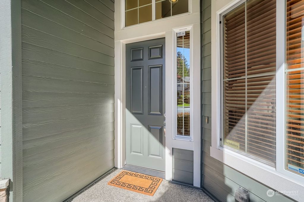 Photo of 5720 NE 1st Place, Renton, WA 98059 (MLS # 2176620)