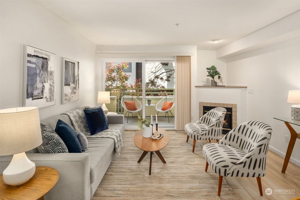 Photo of 6300 32nd Avenue NW #203, Seattle, WA 98107 (MLS # 2218287)