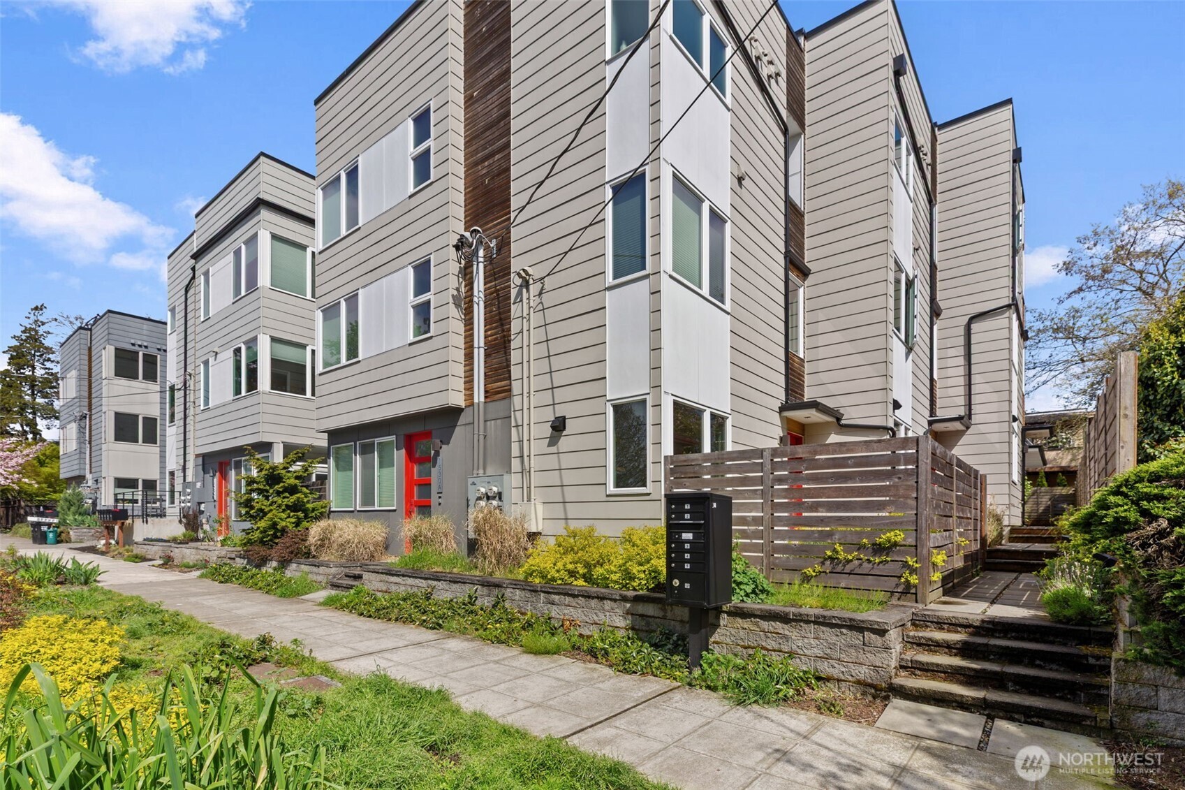 1530 13th Avenue S E