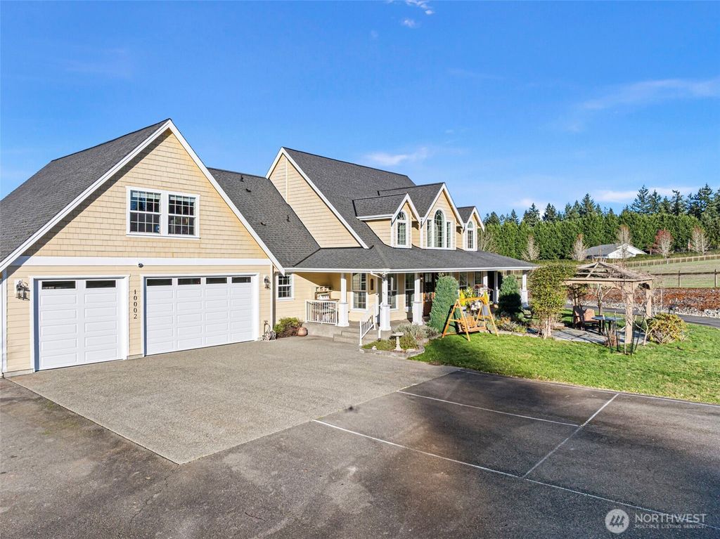 Photo of 10002 62nd St NW St, Gig Harbor, WA 98335 (MLS # 2464117)