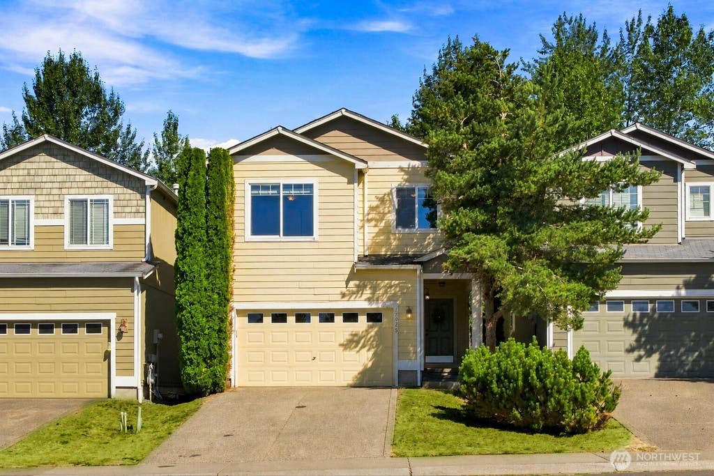 Photo of 17925 73rd Avenue E, Puyallup, WA 98375 (MLS # 2565358)
