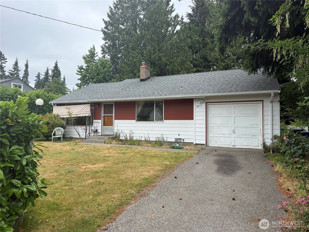 Photo of 6613 Penny Lane, Lynnwood, WA 98036 (MLS # 2547376)